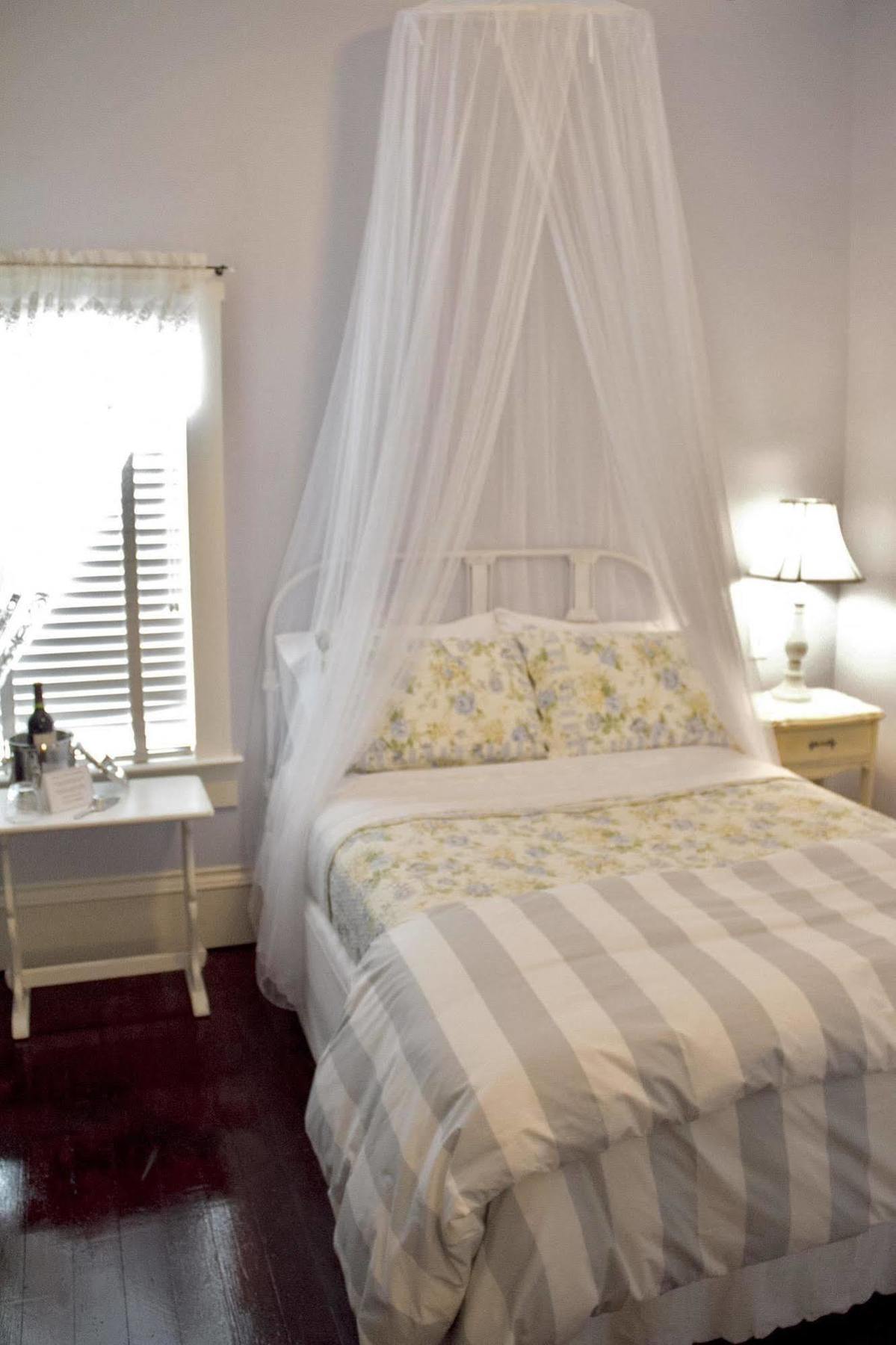 Grand Magnolia Ballroom & Suites Паскагула Екстериор снимка