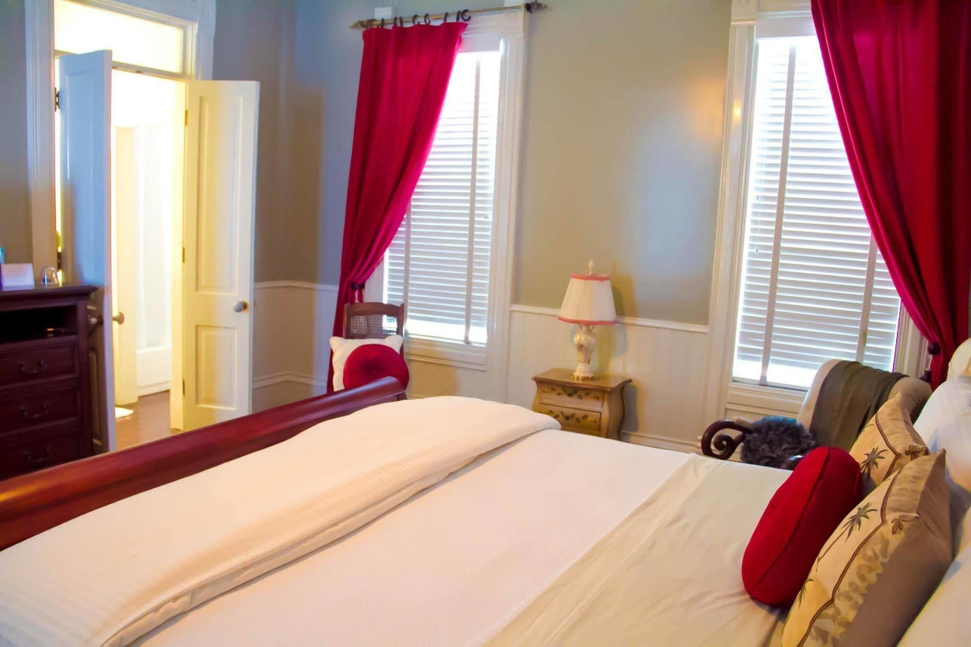 Grand Magnolia Ballroom & Suites Паскагула Екстериор снимка