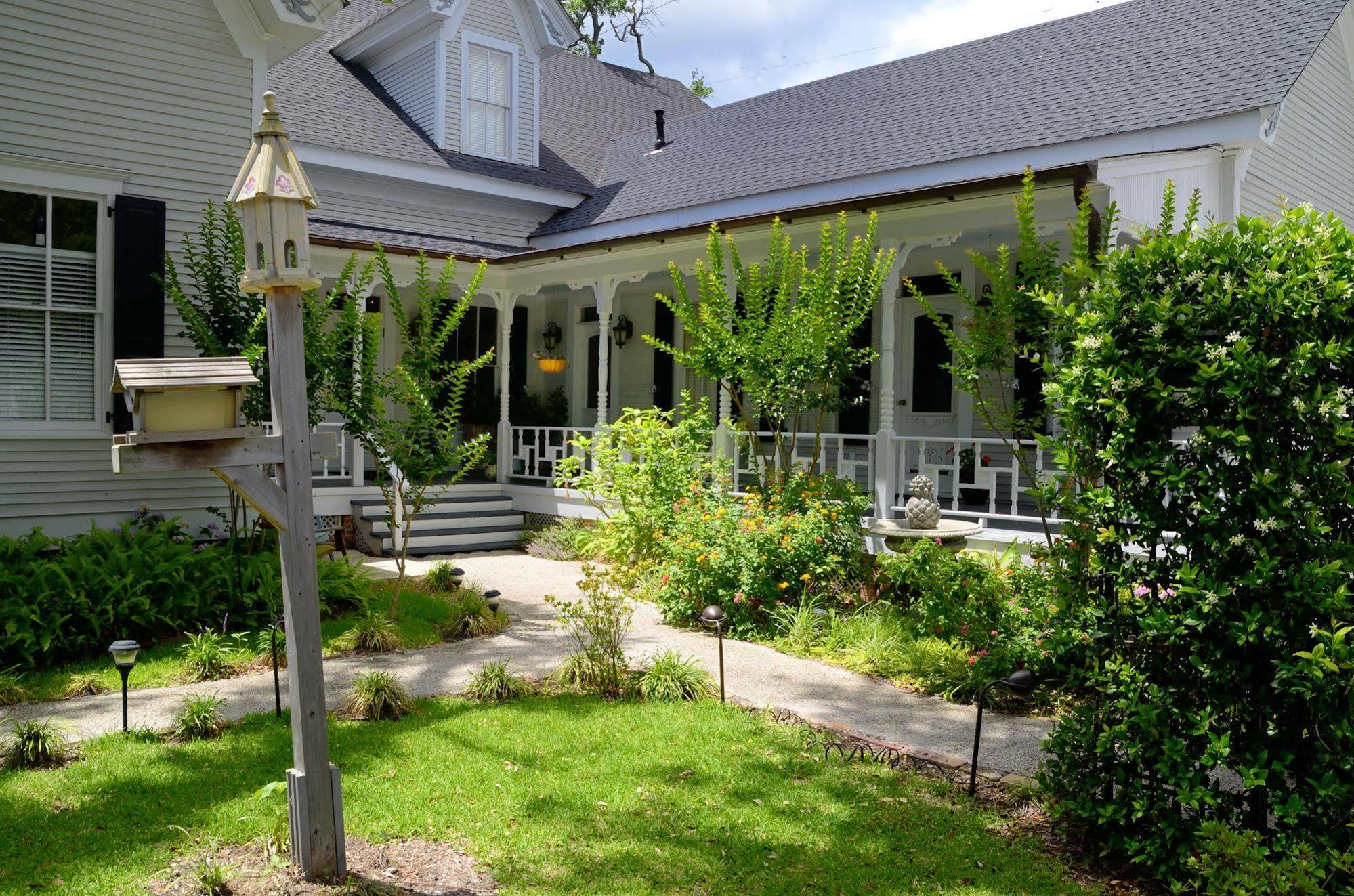 Grand Magnolia Ballroom & Suites Паскагула Екстериор снимка